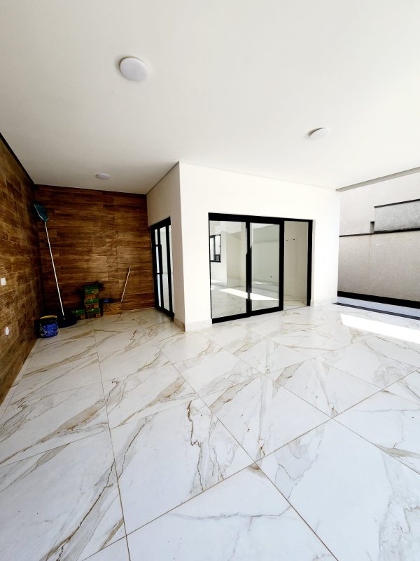 Vendo casa nova - condomínio Newville Rua Sabiá Santana de Parnaíba - 