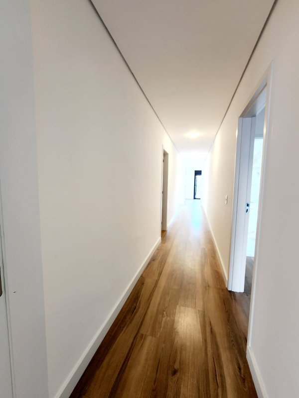 Vendo casa nova - condomínio Newville Rua Sabiá Santana de Parnaíba - 