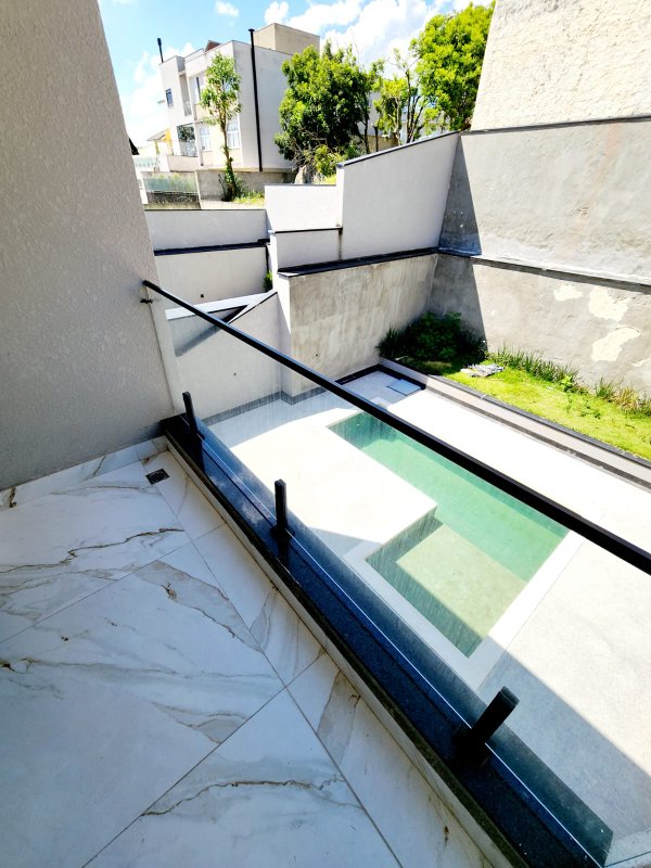 Vendo casa nova - condomínio Newville Rua Sabiá Santana de Parnaíba - 