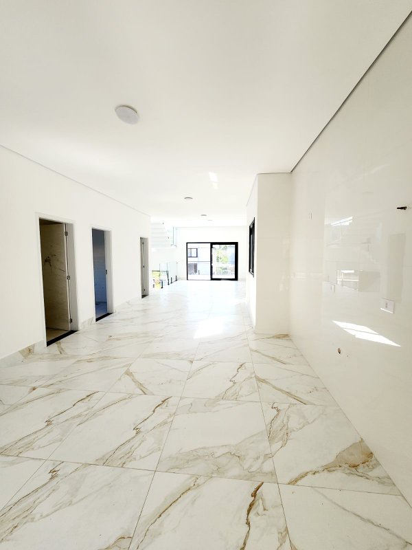 Vendo casa nova - condomínio Newville Rua Sabiá Santana de Parnaíba - 