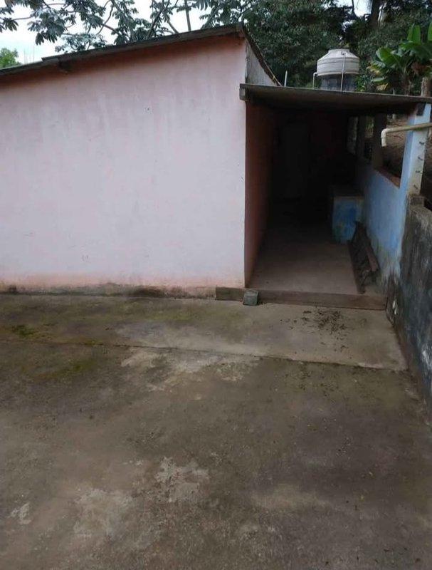 *Vendo Casa - Bairro dos Valos* Bairro dos Valos Franco da Rocha - 