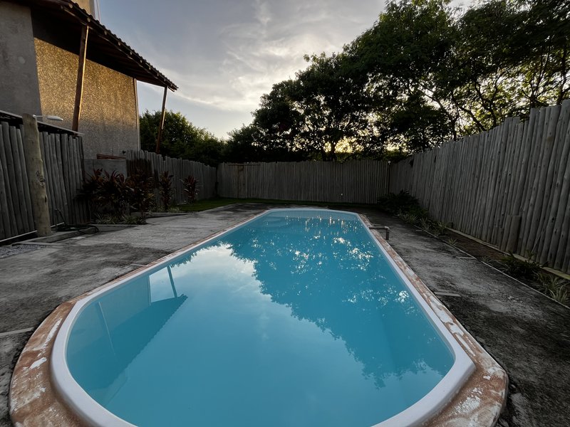 Casa de 2 dormitórios em condomínio / estrada da balsa / aceita fazer sublocação Estrada da balsa  Porto Seguro - 