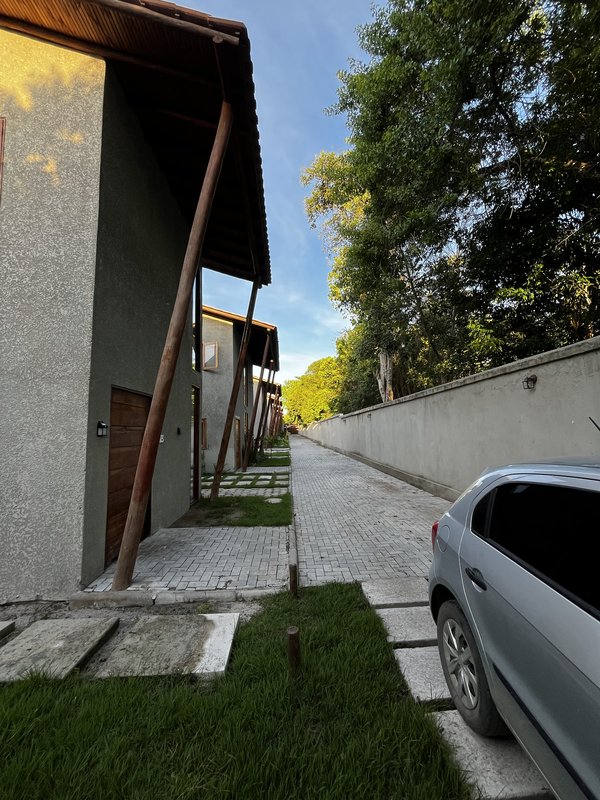 Casa de 2 dormitórios em condomínio / estrada da balsa / aceita fazer sublocação Estrada da balsa  Porto Seguro - 