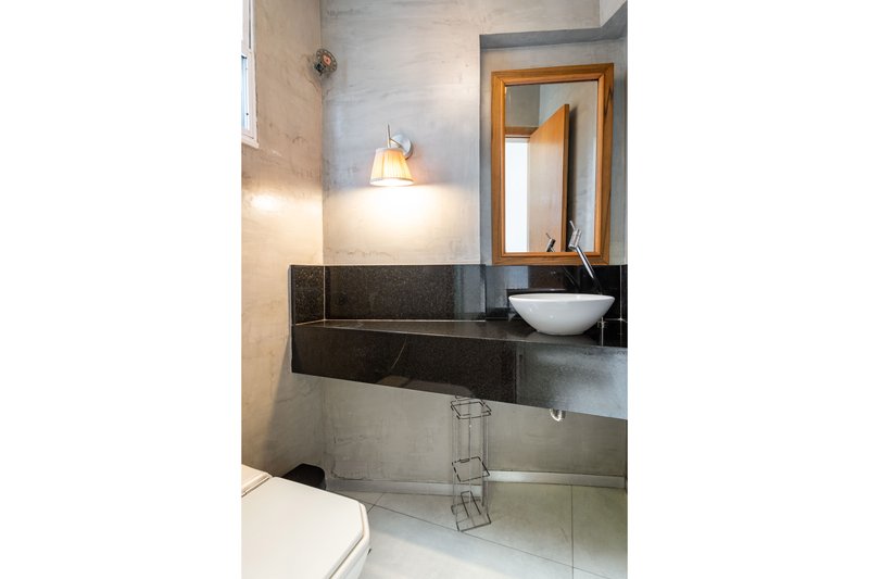 Luz, fluidez e conforto em Ipanema - apartamento de 130m² reformado Rua Gomes Carneiro Rio de Janeiro - 