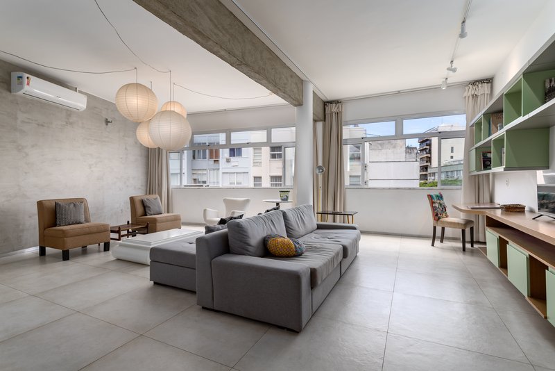 Luz, fluidez e conforto em Ipanema - apartamento de 130m² reformado Rua Gomes Carneiro Rio de Janeiro - 