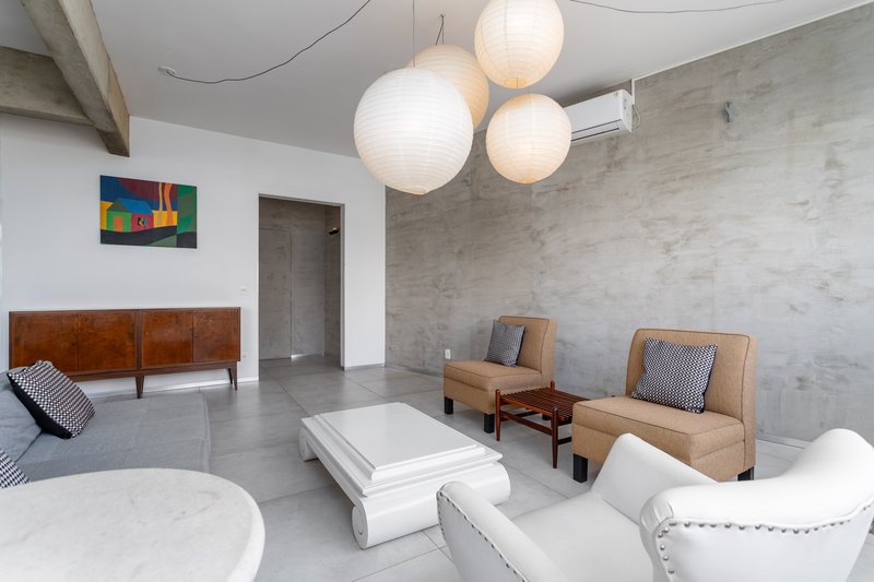Luz, fluidez e conforto em Ipanema - apartamento de 130m² reformado Rua Gomes Carneiro Rio de Janeiro - 