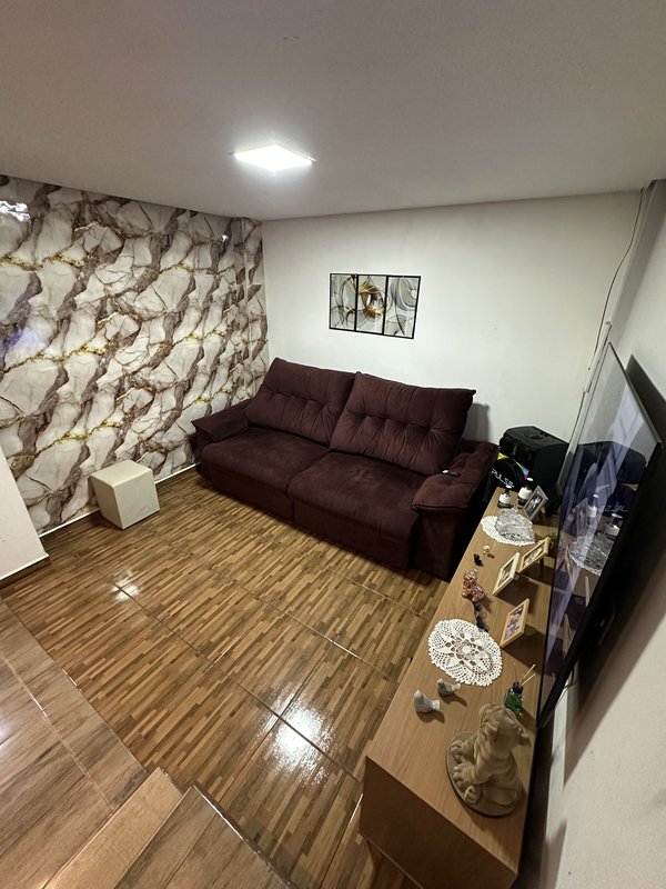 IMPERDÍVEL! CASA COM PISCINA E ÁREA GOURMET – ESTÂNCIA LAGO AZUL Avenida Arco Íris Franco da Rocha - 