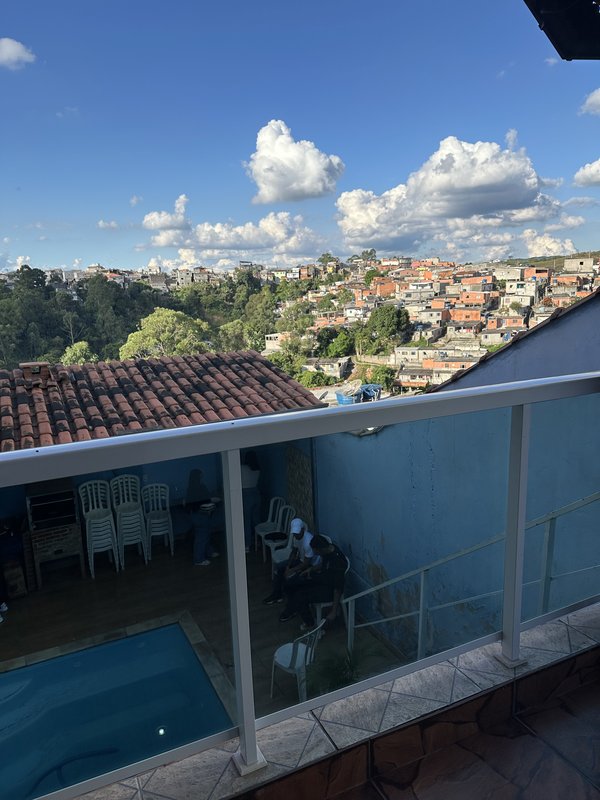 CASA COMPLETA COM PISCINA Avenida Arco Íris Franco da Rocha - 