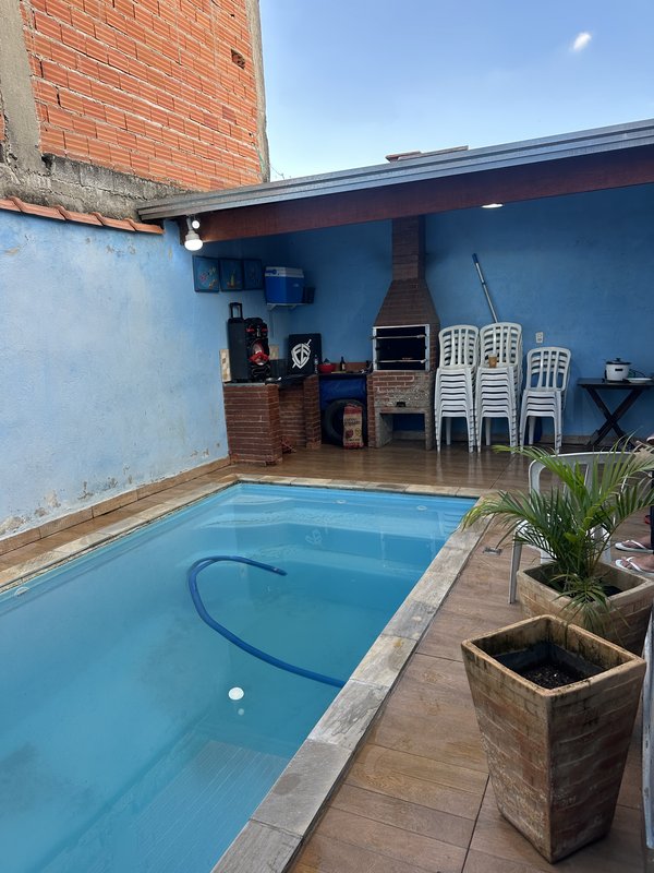 CASA COMPLETA COM PISCINA Avenida Arco Íris Franco da Rocha - 