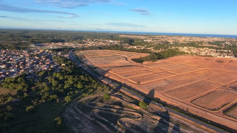 Terrenos comerciais/residenciais ideal para empreendimentos imobiliários em Porto Seguro BR 367 anel viário sentido centro e orlas   Porto Seguro - 