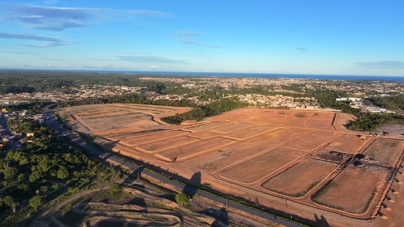 Terrenos comerciais/residenciais ideal para empreendimentos imobiliários em Porto Seguro BR 367 anel viário sentido centro e orlas   Porto Seguro - 
