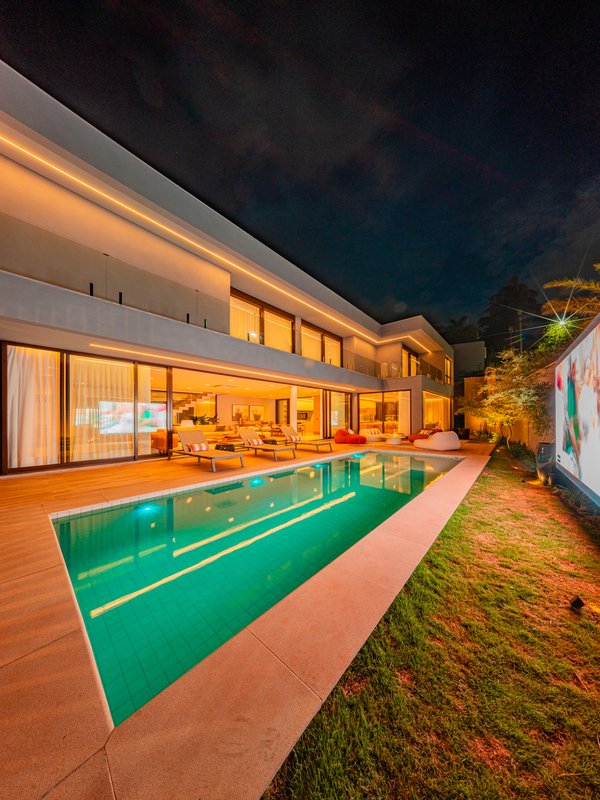 CASA DE ALTO LUXO NO VILLA SOLAIA ALPHAVILLE Av. Piraíba, 520 Barueri - 