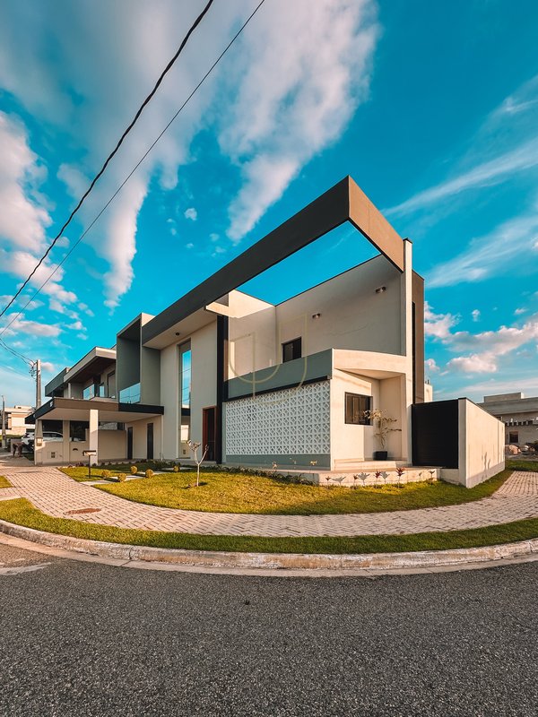 Casa com 3 Suítes no Condomínio Reserva Rudá - São José dos Campos - 