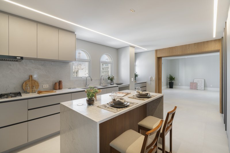 Amplo apartamento no Jd América 270m² 3 suítes 3 vagas Rua Bela Cintra São Paulo - 