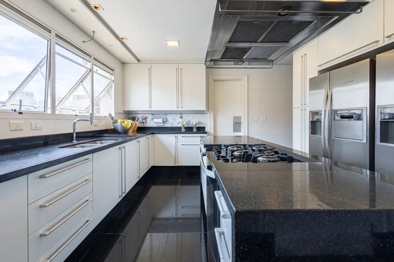 DUPLEX NO JARDINS - São Paulo - 