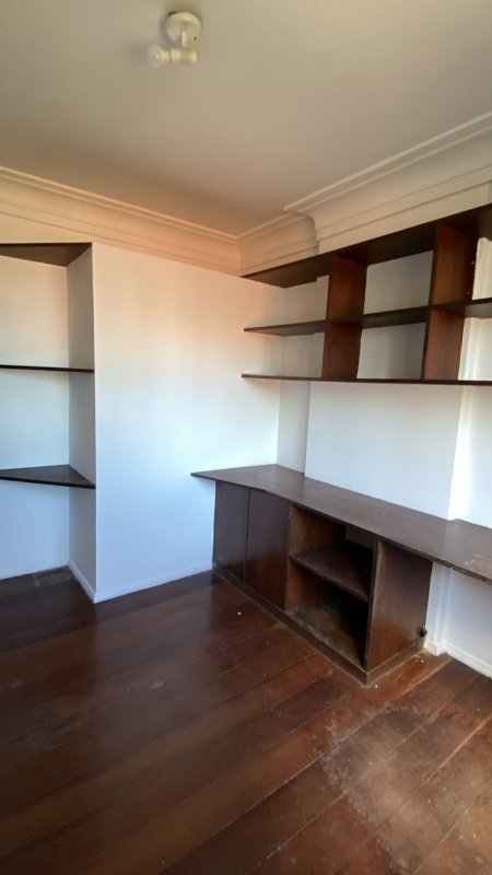 APARTAMENTO 3 QUARTOS SUÍTE 2 GARAGENS ELEVADOR PORTARIA 24 H À VENDA NA GRAÇA! Rua Manoel Barreto Salvador - 