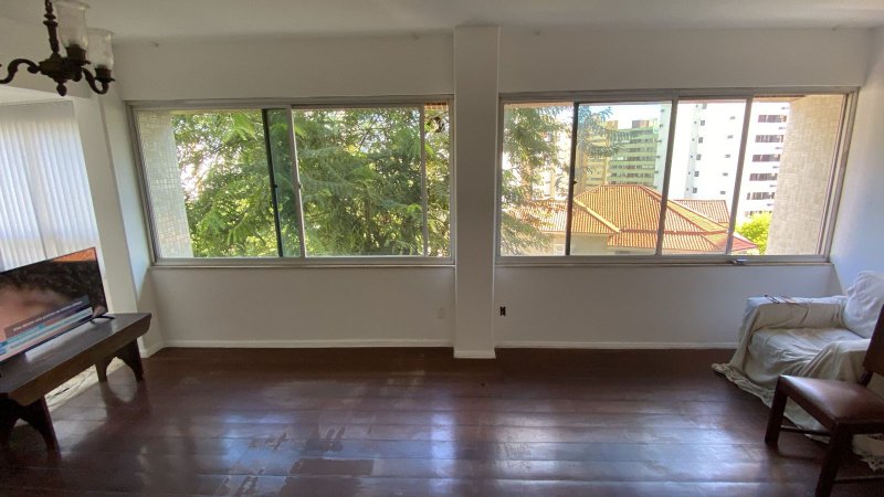 APARTAMENTO 3 QUARTOS SUÍTE 2 GARAGENS ELEVADOR PORTARIA 24 H À VENDA NA GRAÇA! Rua Manoel Barreto Salvador - 