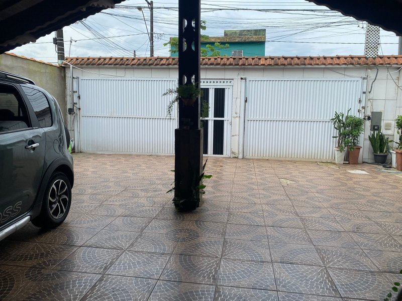 Excelente casa com 03 dormitórios para venda - Mirim -  Praia Grande - SP Rua Trinta e Um de Março Praia Grande - 