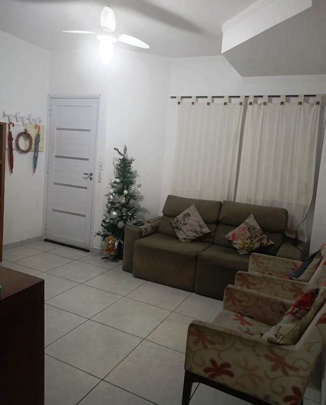 Casa em Condomínio - 2 dormitórios - Centro - Jacareí - Jacareí - 