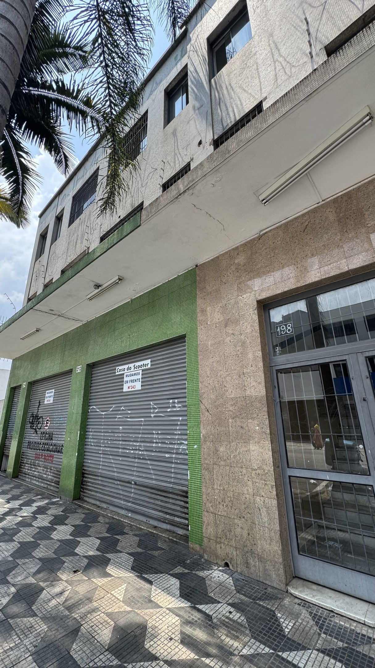 Prédio Inteiro para alugar, 85m² - Foto 18