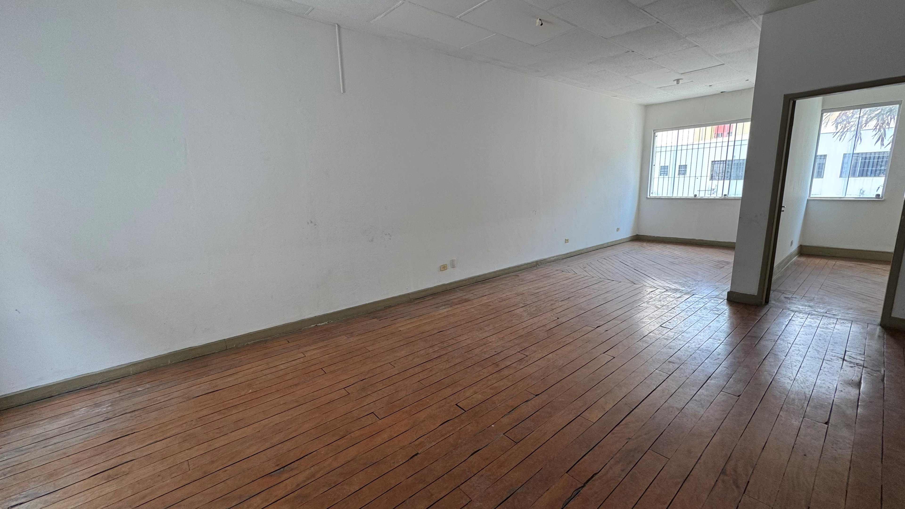 Conjunto Comercial-Sala para alugar, 52m² - Foto 1