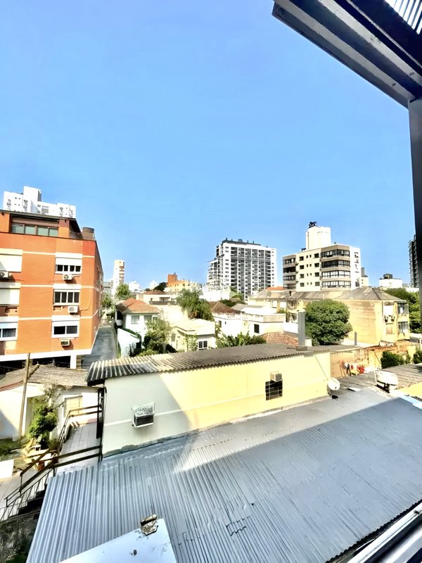 R$ 350.000 - IMPERDÍVEL - APARTAMENTO - REFORMADO - 44M2 - 1 DORM - 1 VAGA - ELEVADOR Rua Professor Álvaro Alvim Porto Alegre - 