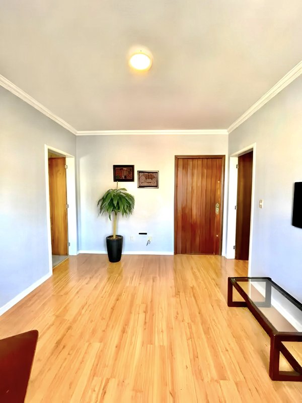 R$ 350.000 - IMPERDÍVEL - APARTAMENTO - REFORMADO - 44M2 - 1 DORM - 1 VAGA - ELEVADOR Rua Professor Álvaro Alvim Porto Alegre - 