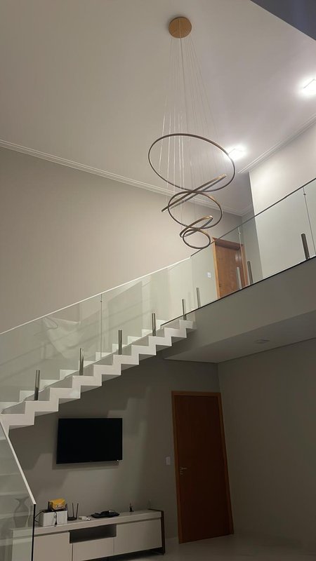 Belíssimo sobrado a venda no Residencial Monte Líbano  Santa Fé do Sul - 