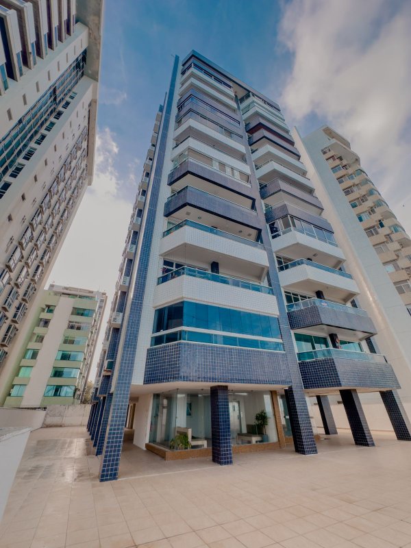 Apartamento à venda com 4 quartos sendo 2 suites, 182m² área útil por R$ 1.200.000,00 Avenida Boa Viagem Recife - 
