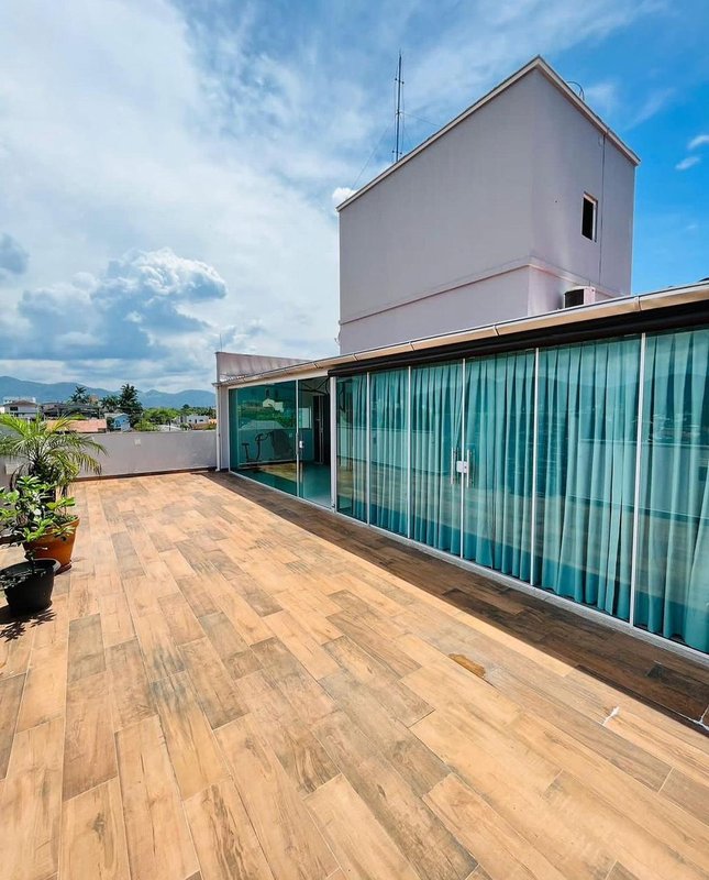 Apartamento Duplex - Timbó - 