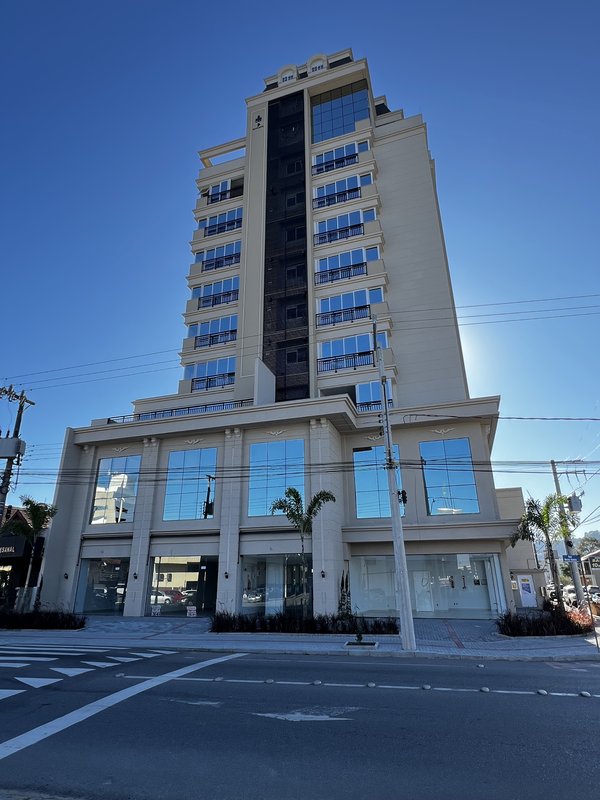 Apartamento com 2 Suítes - Timbó - 
