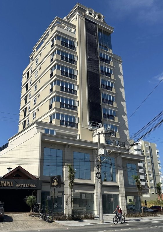 Apartamento com 2 Suítes - Timbó - 