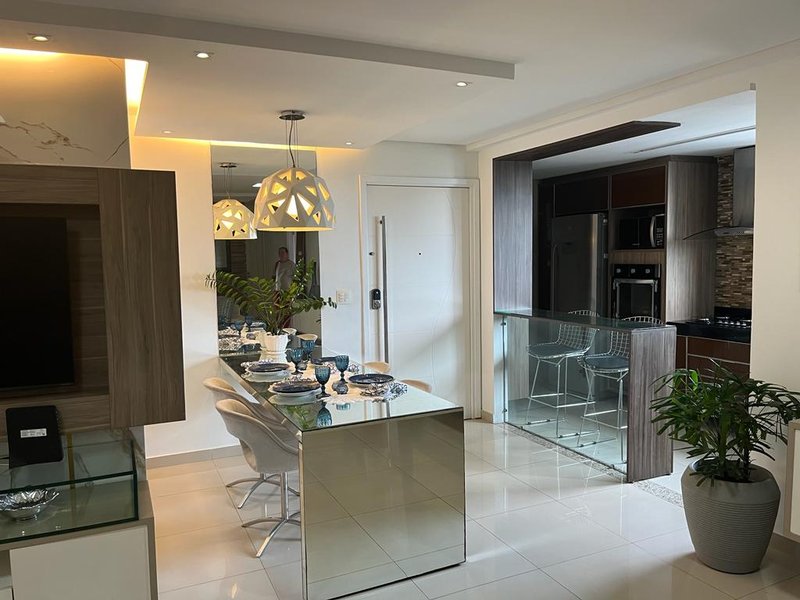 Apartamento à venda com 3 quartos sendo uma suíte, 90m² área útil por R$ 750.000,00 Rua Monsenhor Silva Recife - 