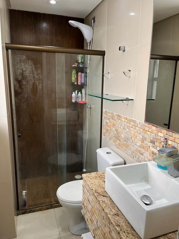 Apartamento à venda com 3 quartos sendo uma suíte, 90m² área útil por R$ 750.000,00 Rua Monsenhor Silva Recife - 