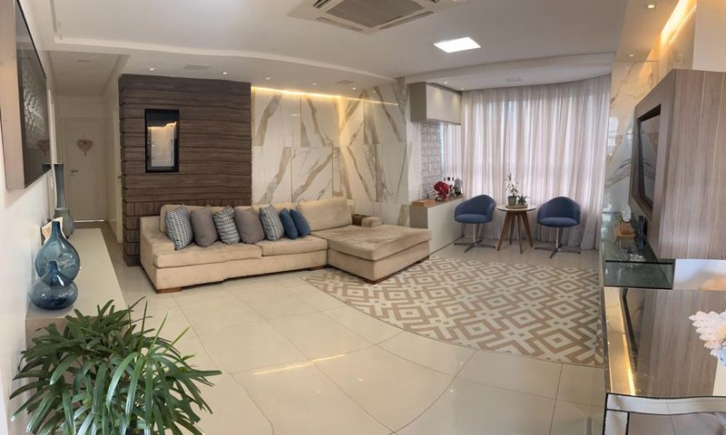 Apartamento à venda com 3 quartos sendo uma suíte, 90m² área útil por R$ 750.000,00 Rua Monsenhor Silva Recife - 