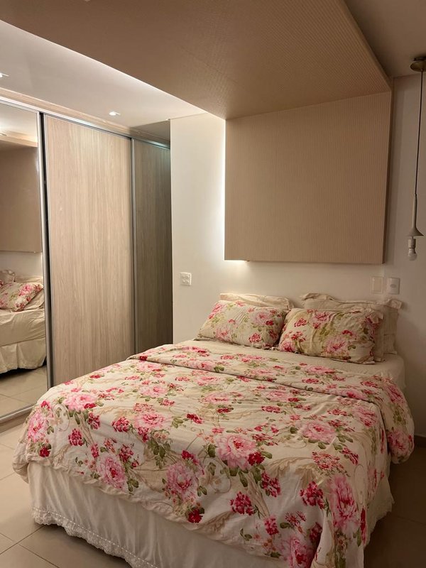 Apartamento à venda com 3 quartos sendo uma suíte, 90m² área útil por R$ 750.000,00 Rua Monsenhor Silva Recife - 