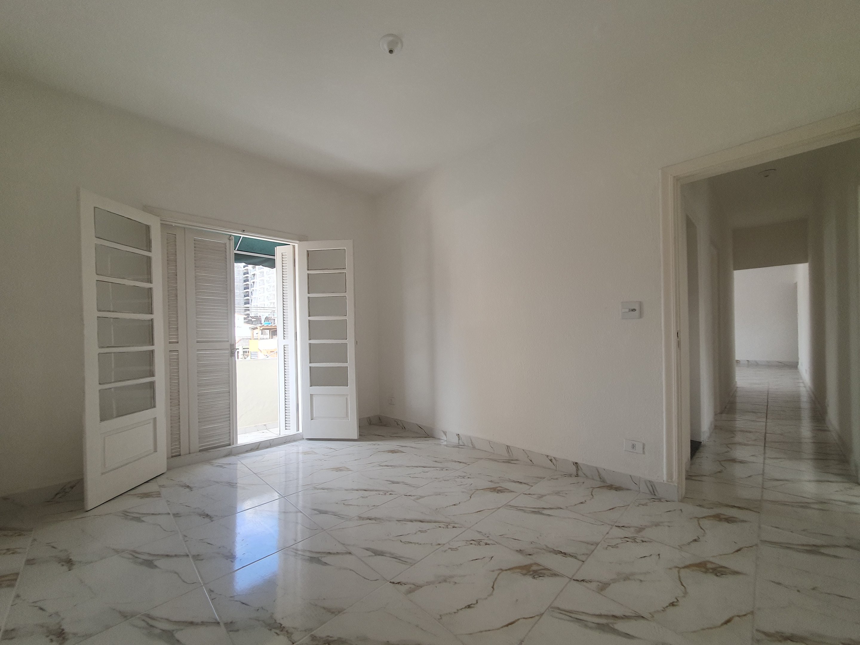 Apartamento para alugar com 2 quartos, 60m² - Foto 12