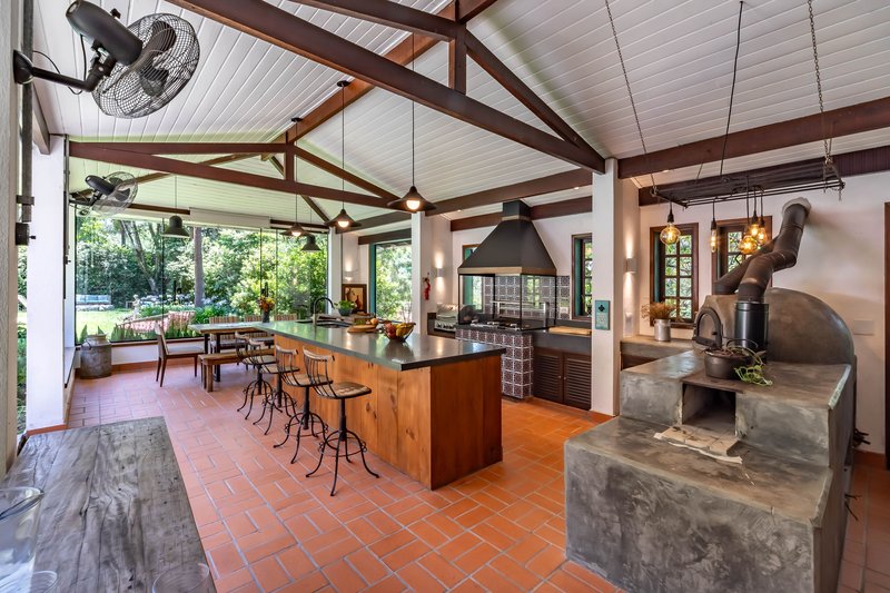 CASA RAIZ - Carapicuíba - 