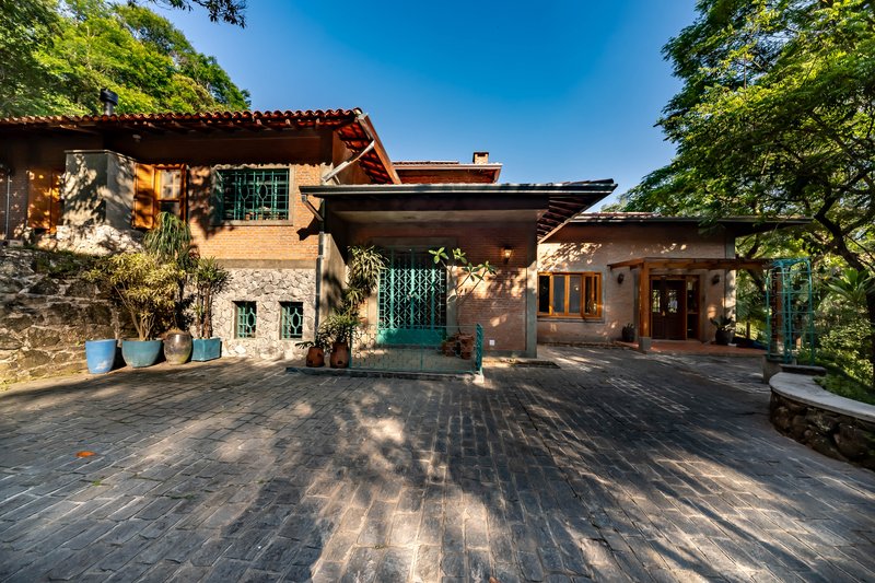 CASA RAIZ - Carapicuíba - 