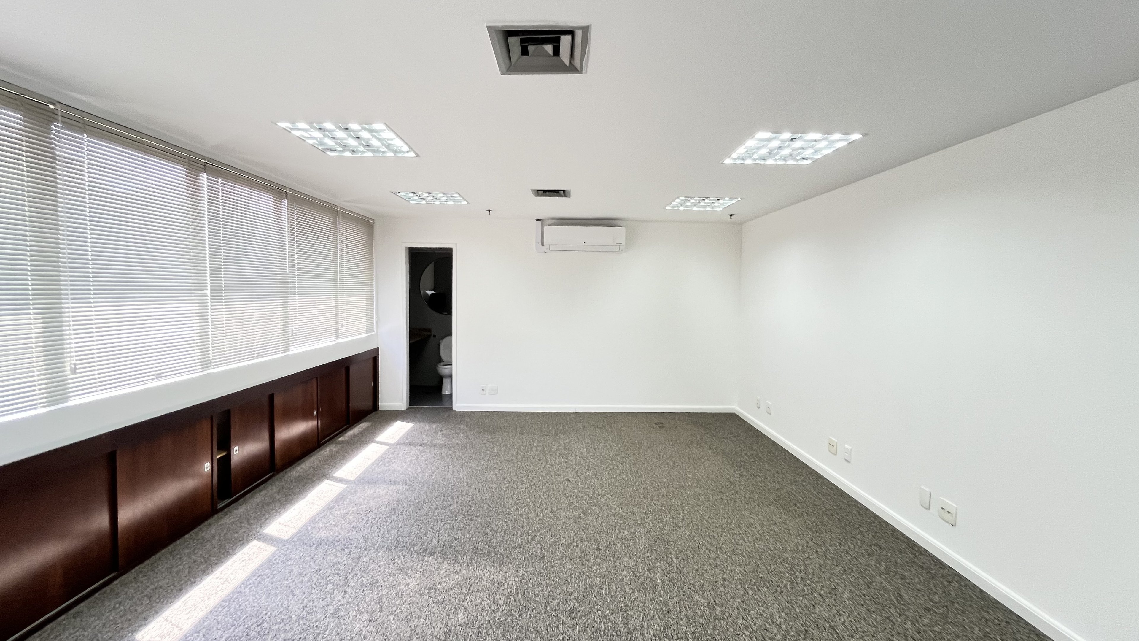 Conjunto Comercial-Sala para alugar, 180m² - Foto 1