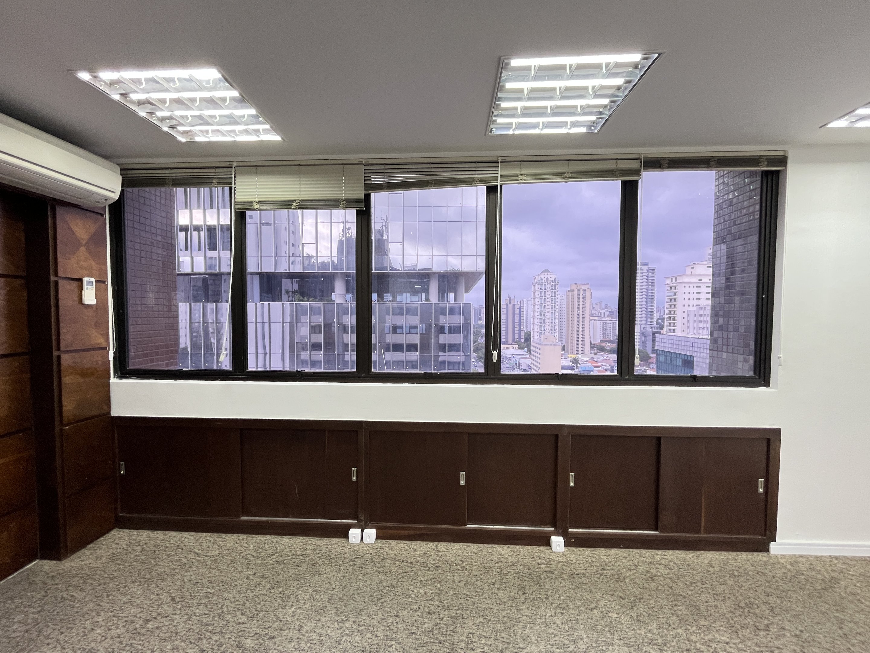 Conjunto Comercial-Sala para alugar, 180m² - Foto 10