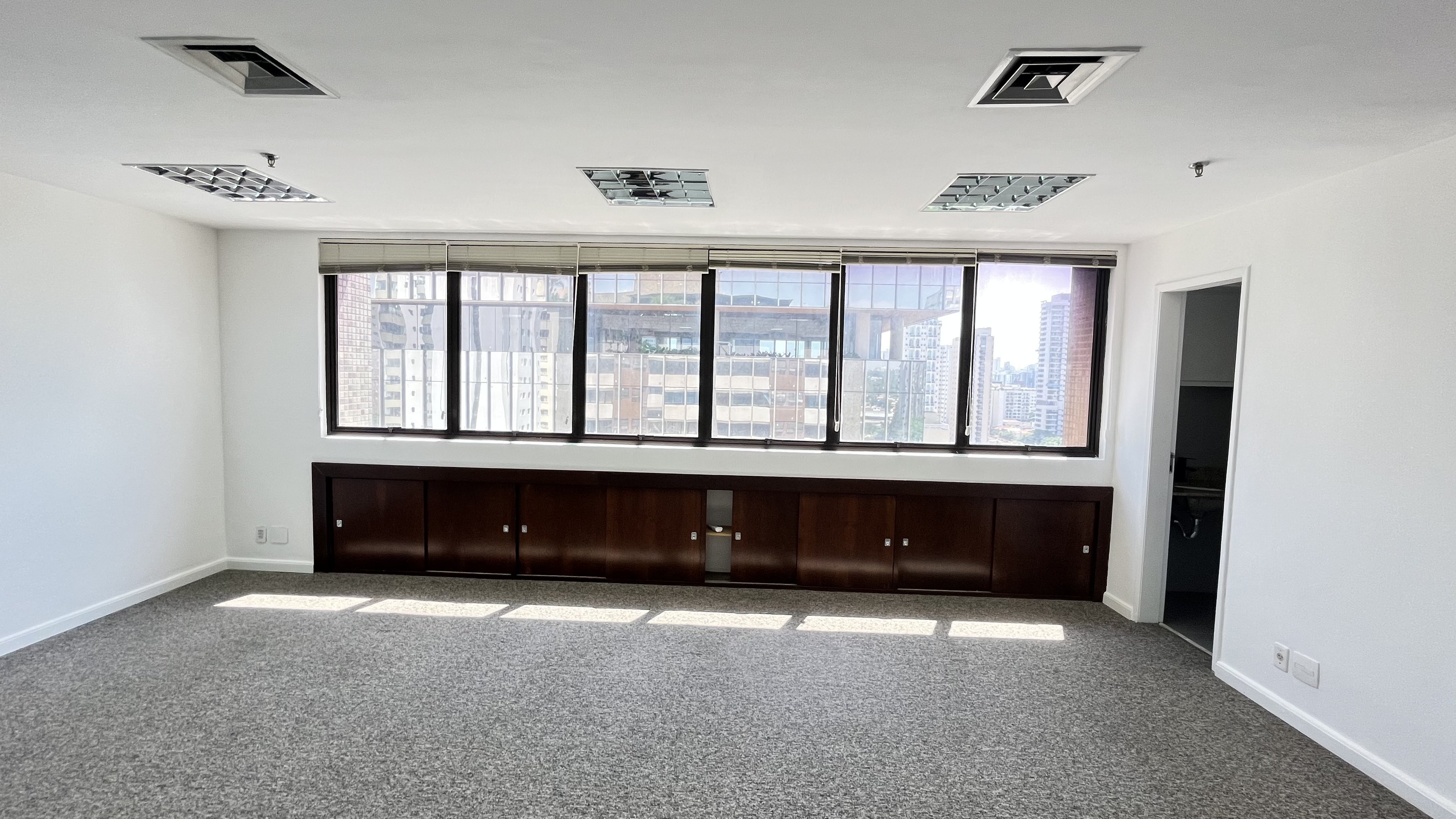Conjunto Comercial-Sala para alugar, 180m² - Foto 2