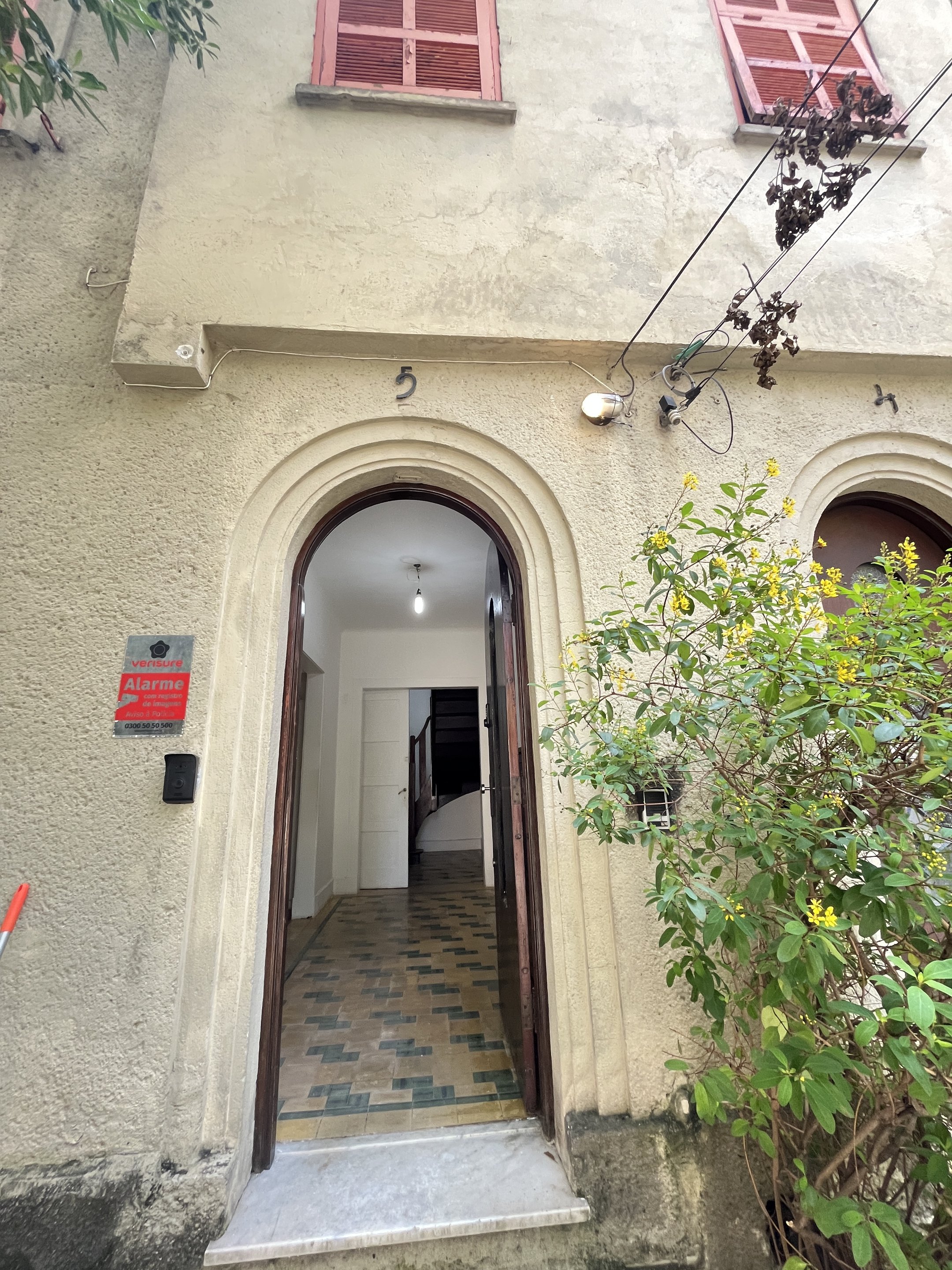 Prédio Inteiro para alugar, 74m² - Foto 1