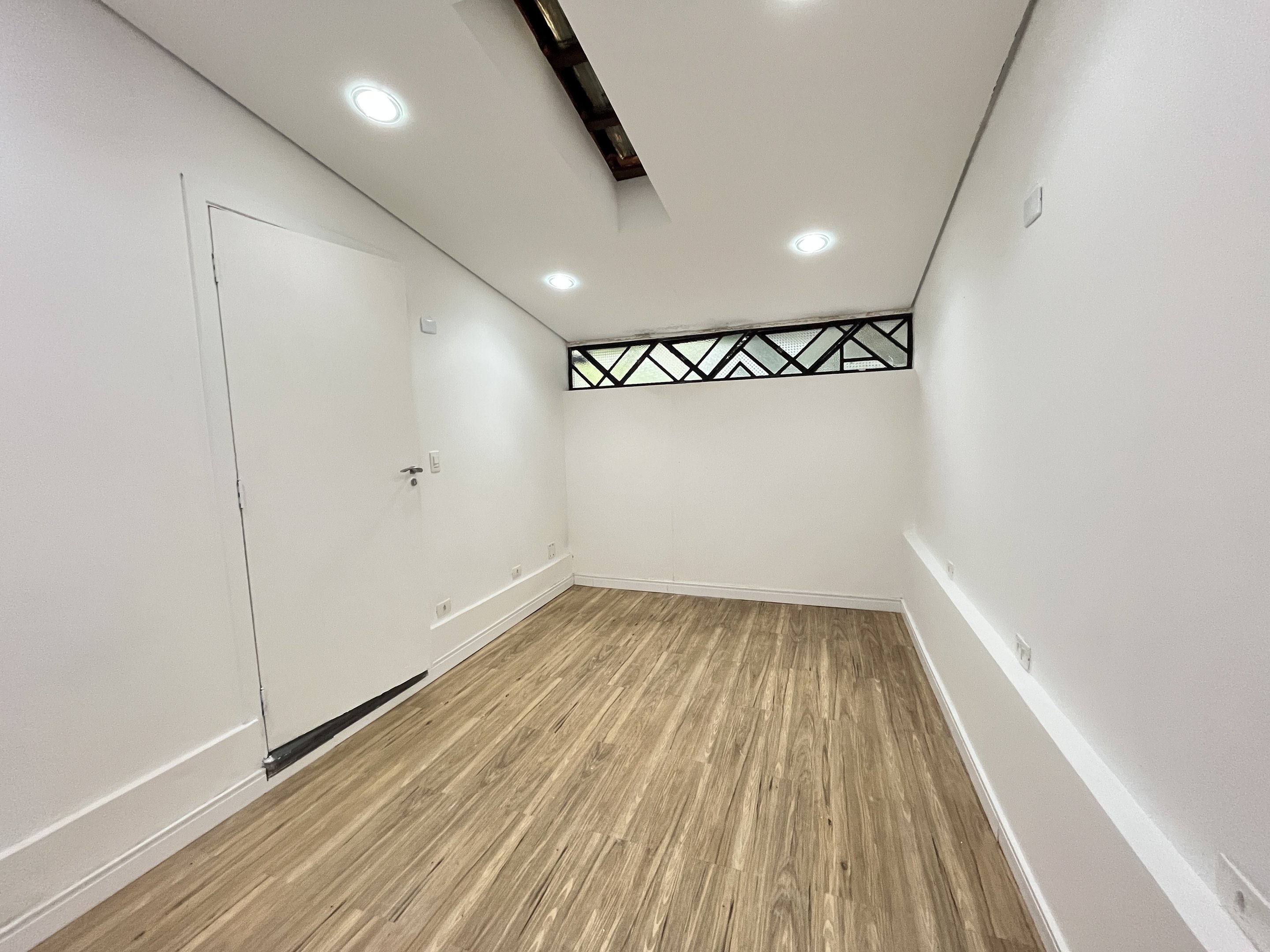 Prédio Inteiro para alugar, 74m² - Foto 10