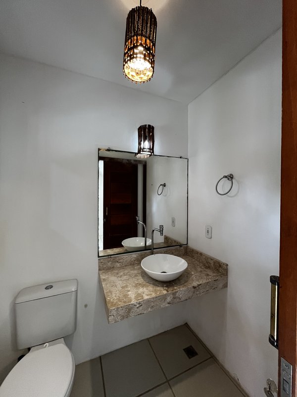 Casa de 2 suítes / 100 metros da praia / Estrada da balsa / Não aceita Pet Estrada da balsa  Porto Seguro - 