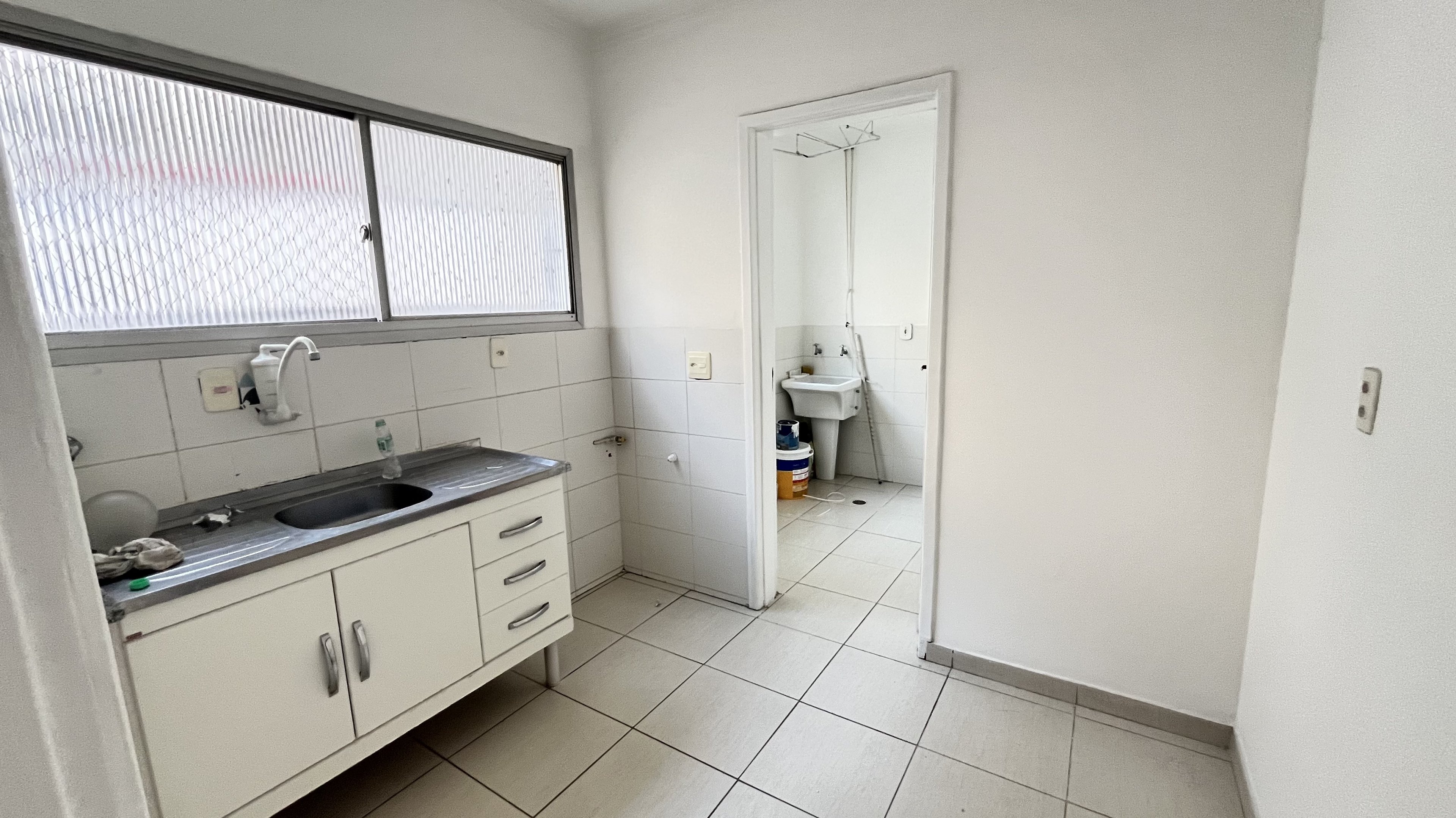 Apartamento para alugar com 1 quarto, 45m² - Foto 4