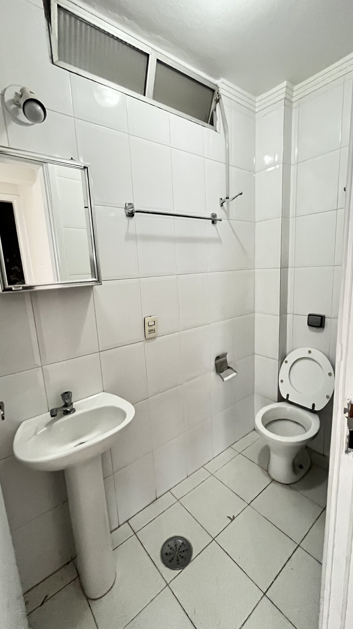 Apartamento para alugar com 1 quarto, 45m² - Foto 8