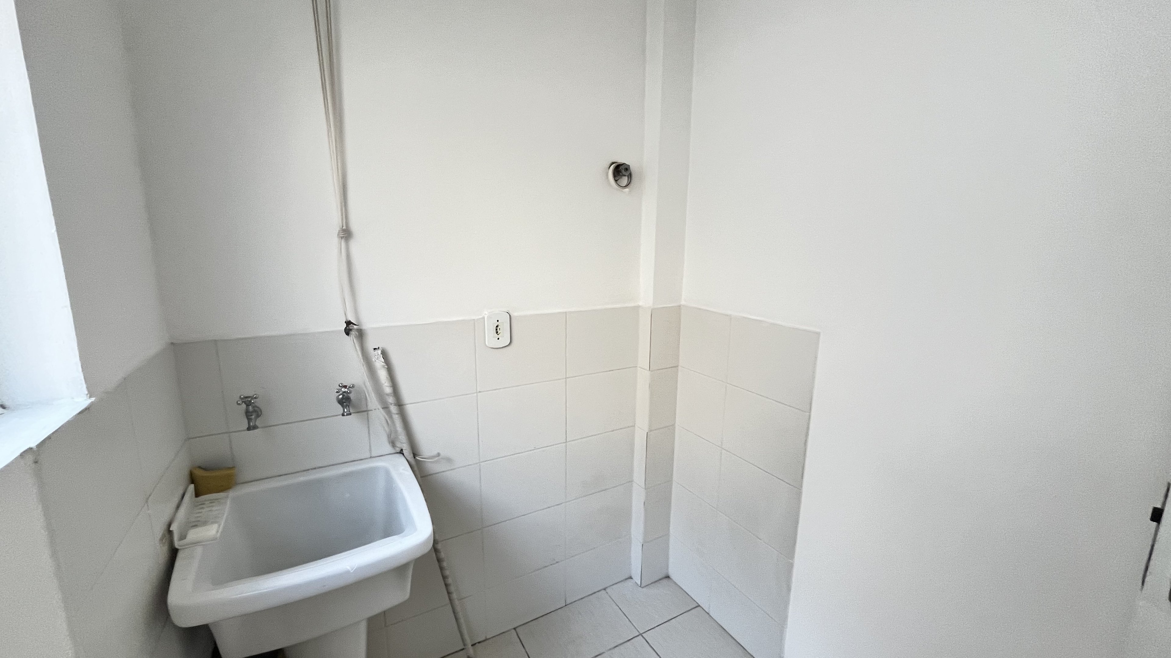 Apartamento para alugar com 1 quarto, 45m² - Foto 10
