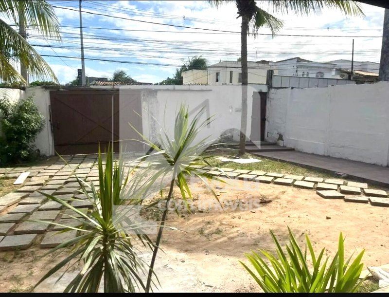 Aluguel Comercial R$ 5.500,00 CASA Térreo 4/4, 350 m2 - LAURO FREITAS - Lauro de Freitas - 