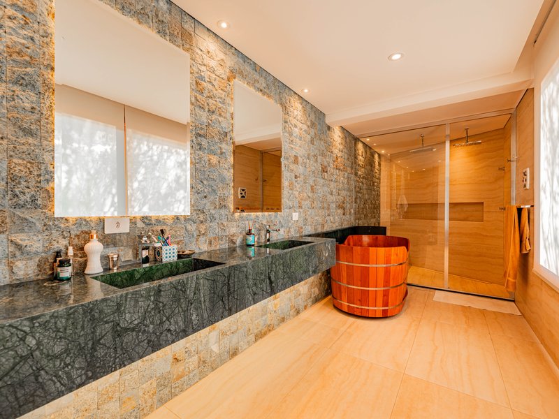 A CASA SOBRE PILOTIS - Cotia - 